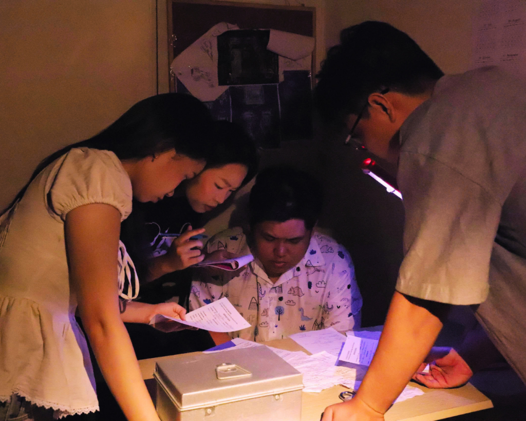 Trải nghiệm trò chơi escape room là gì